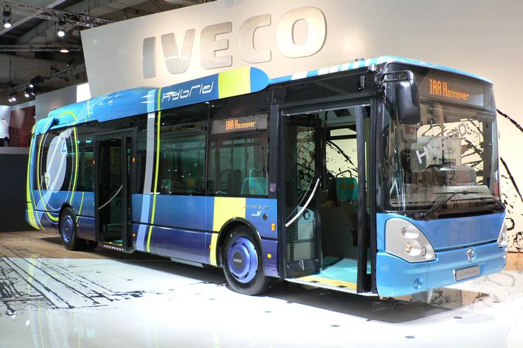 Autobus-iveco-elettrico